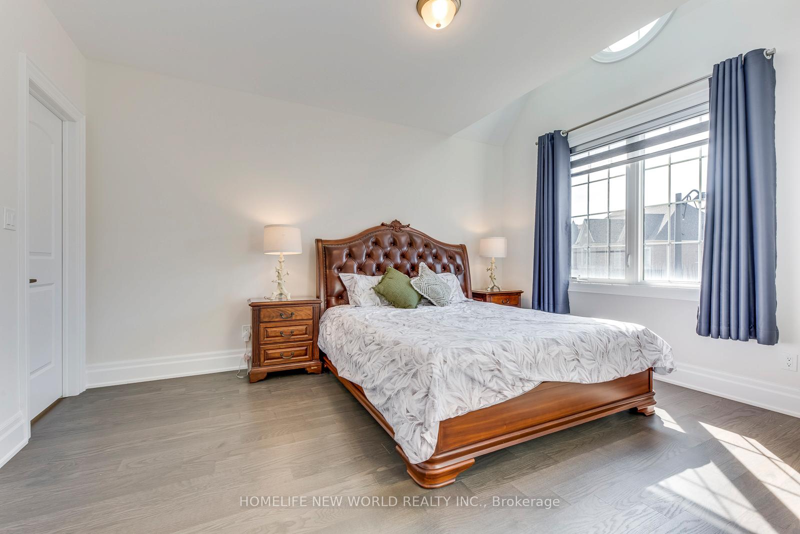 Photo 19 of 349 Torrey Pines Road, Vaughan, Kleinburg — HOMEH
