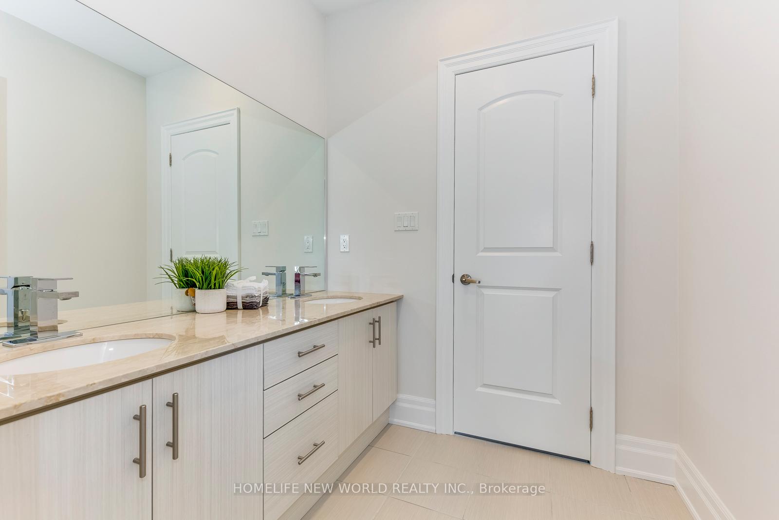Photo 22 of 349 Torrey Pines Road, Vaughan, Kleinburg — HOMEH