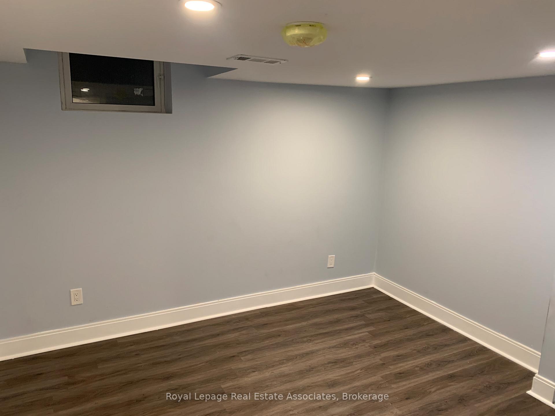 Photo 19 of Unit (Lower), 114 Sail Crescent, Vaughan, Vellore Village — HOMEH