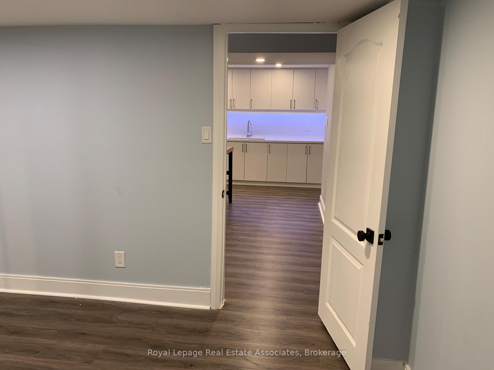 Photo 20 of Unit (Lower), 114 Sail Crescent, Vaughan, Vellore Village — HOMEH