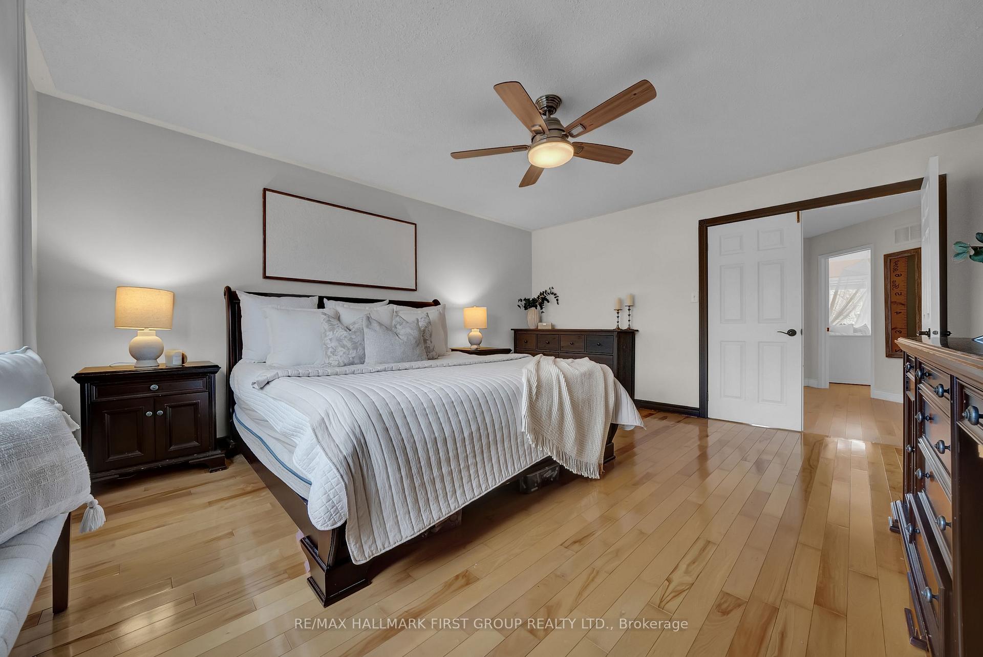 Photo 18 of 136 Warwick Avenue, Ajax, South East — HOMEH