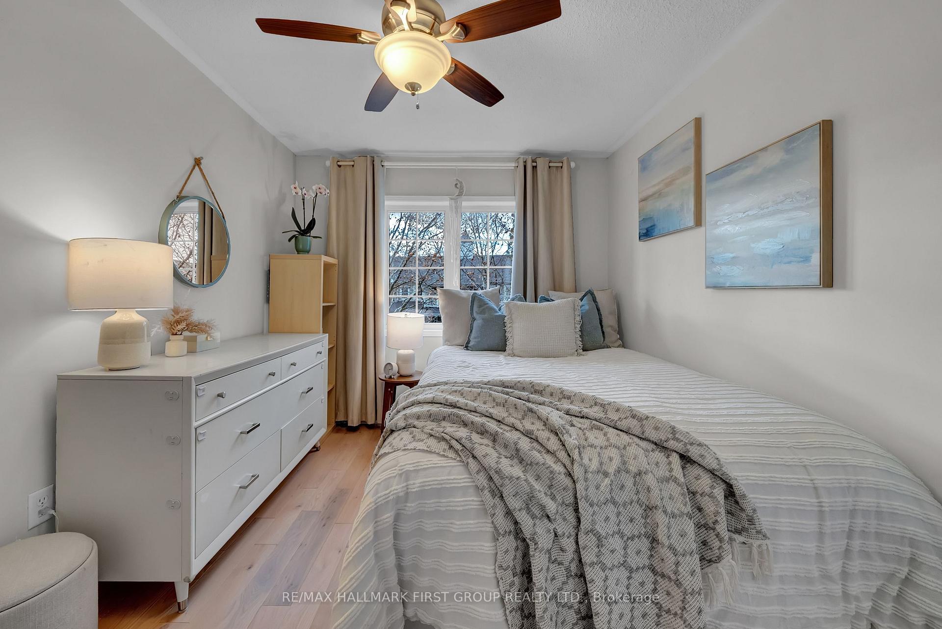 Photo 24 of 136 Warwick Avenue, Ajax, South East — HOMEH