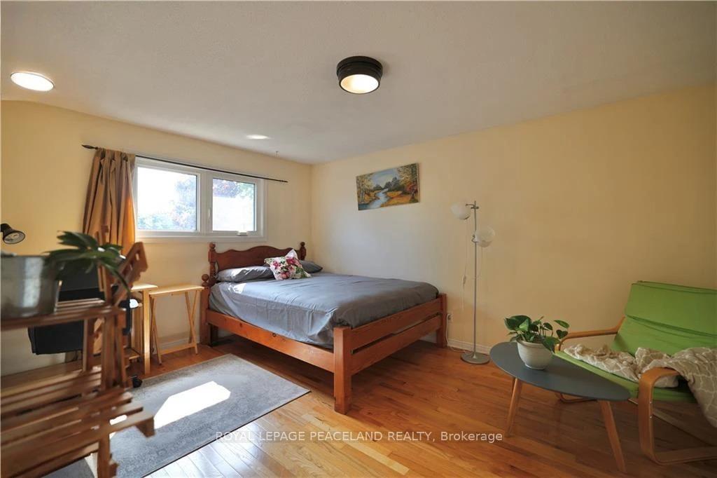 Photo 17 of 236 Westvale Drive, Waterloo — HOMEH