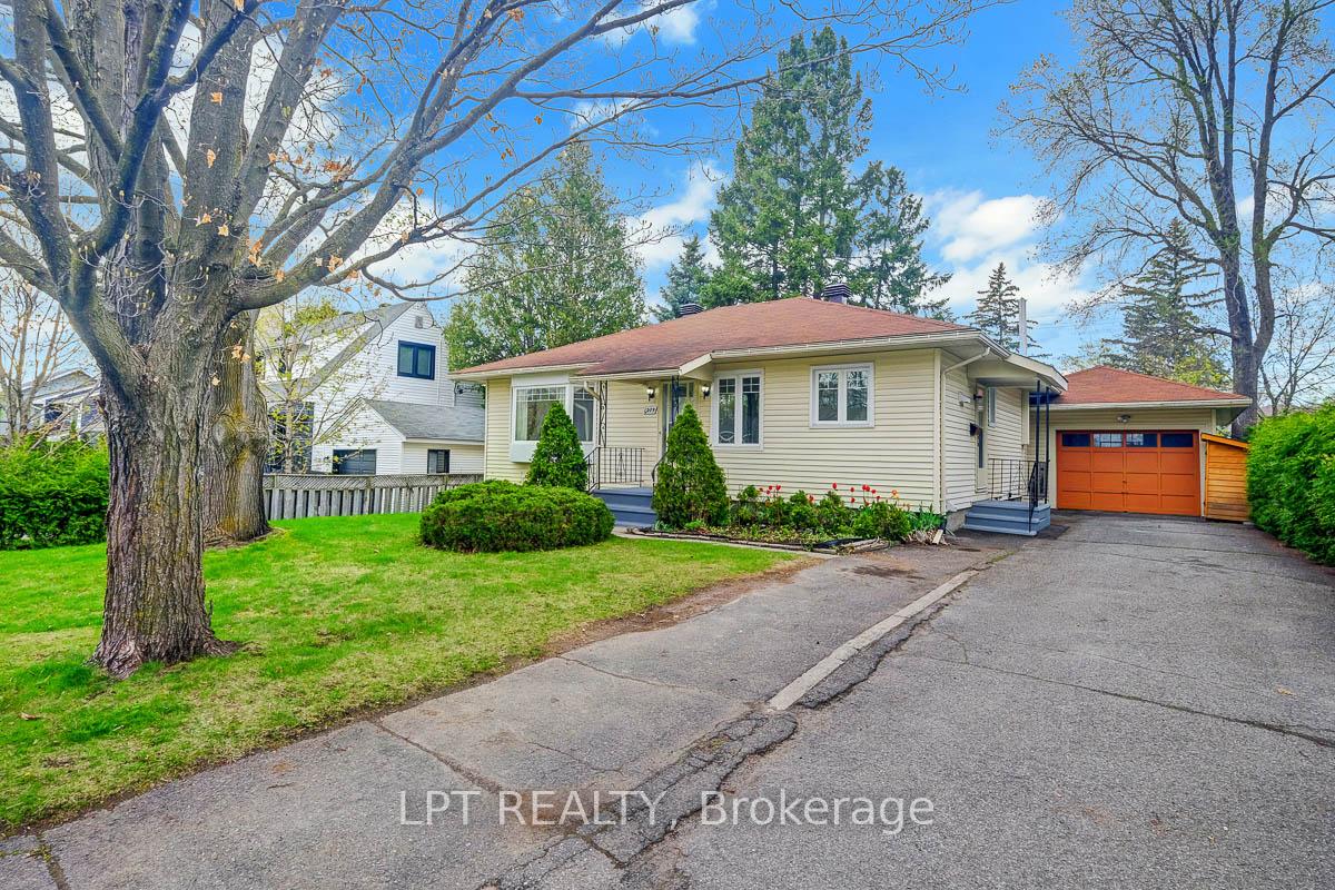 Photo 3 of 1279 Livingstone Avenue, Ottawa, Alta Vista — HOMEH