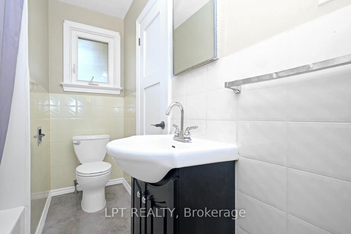 Photo 18 of 1279 Livingstone Avenue, Ottawa, Alta Vista — HOMEH