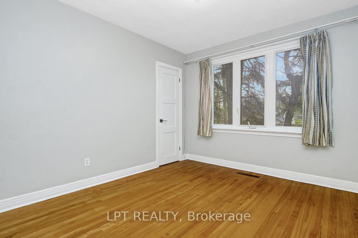 Photo 19 of 1279 Livingstone Avenue, Ottawa, Alta Vista — HOMEH