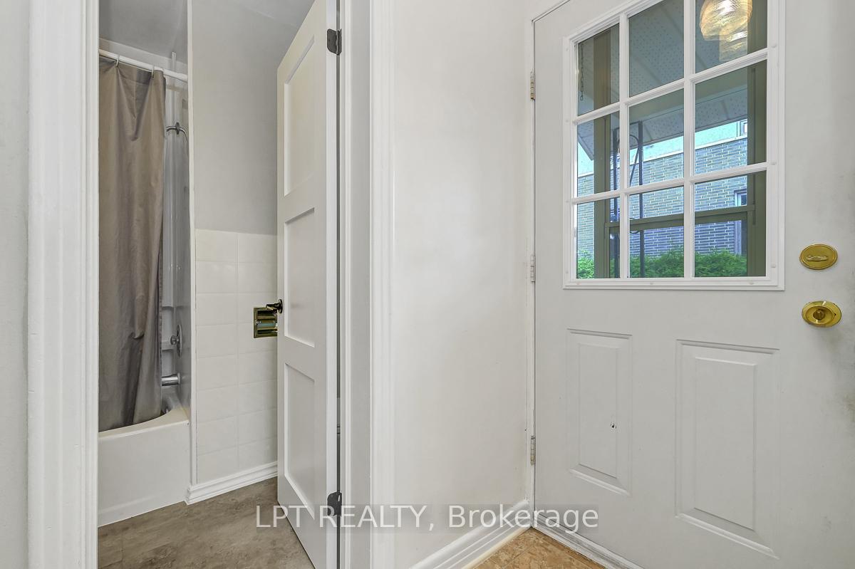 Photo 22 of 1279 Livingstone Avenue, Ottawa, Alta Vista — HOMEH