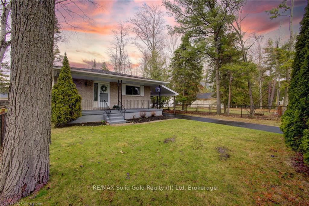 Photo 2 of 59 59th Street S, Wasaga Beach — HOMEH
