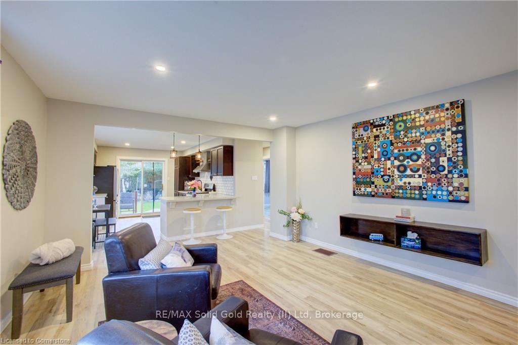 Photo 8 of 59 59th Street S, Wasaga Beach — HOMEH