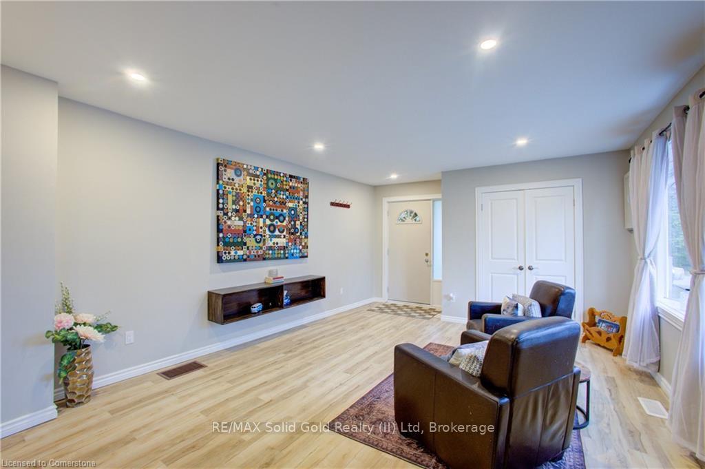 Photo 9 of 59 59th Street S, Wasaga Beach — HOMEH