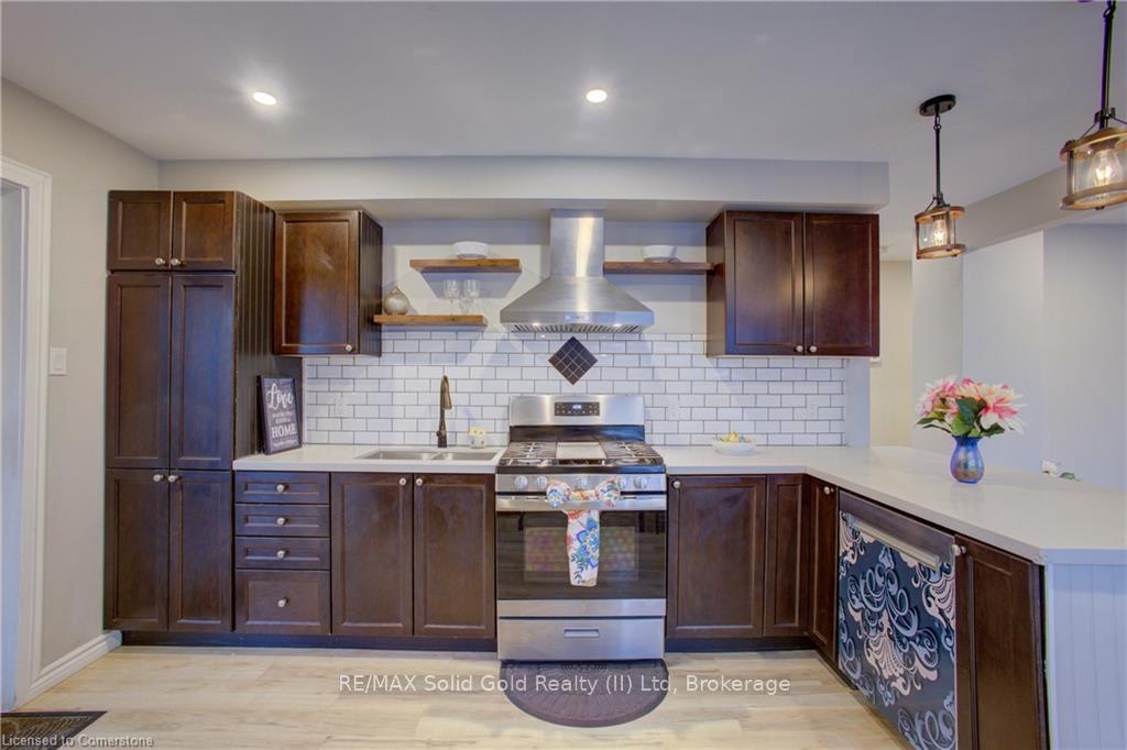 Photo 15 of 59 59th Street S, Wasaga Beach — HOMEH