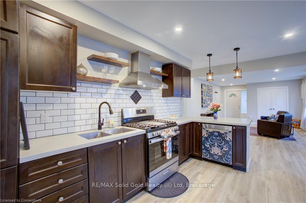 Photo 16 of 59 59th Street S, Wasaga Beach — HOMEH