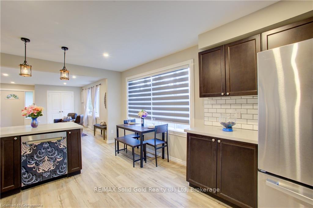 Photo 17 of 59 59th Street S, Wasaga Beach — HOMEH