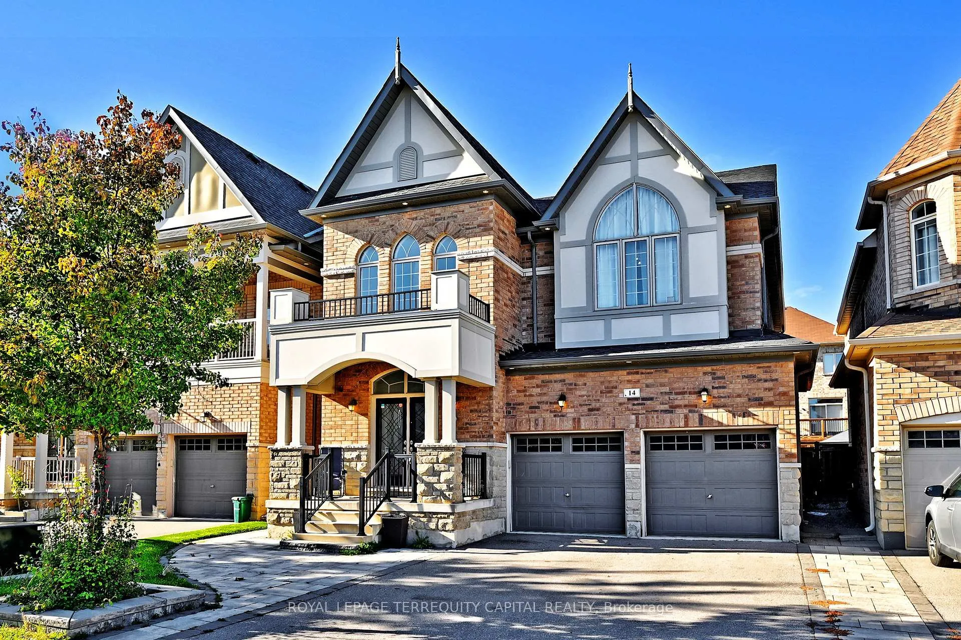Photo 1 of 14 Beaconsfield Drive, Vaughan, Kleinburg — HOMEH