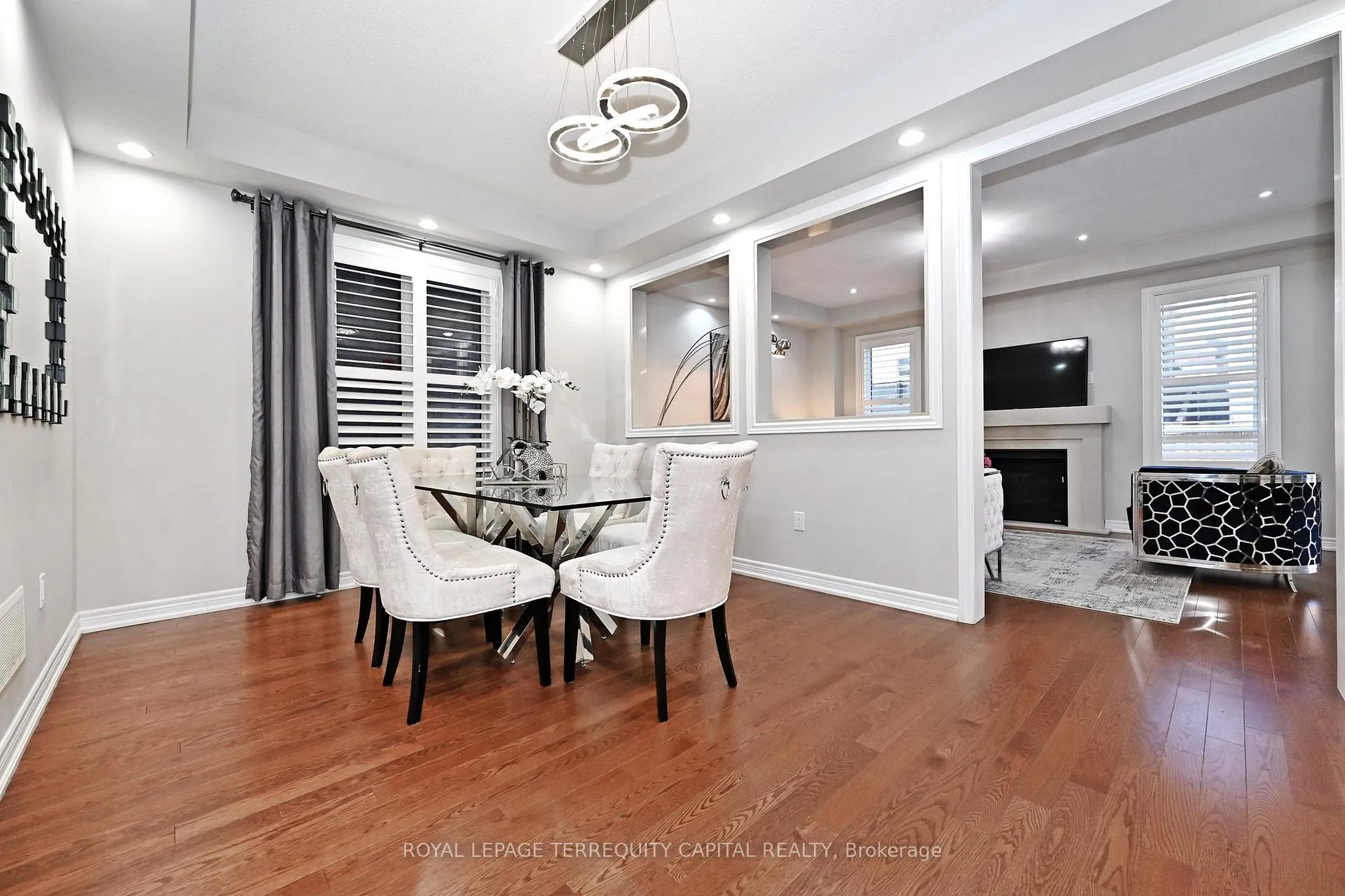 Photo 8 of 14 Beaconsfield Drive, Vaughan, Kleinburg — HOMEH