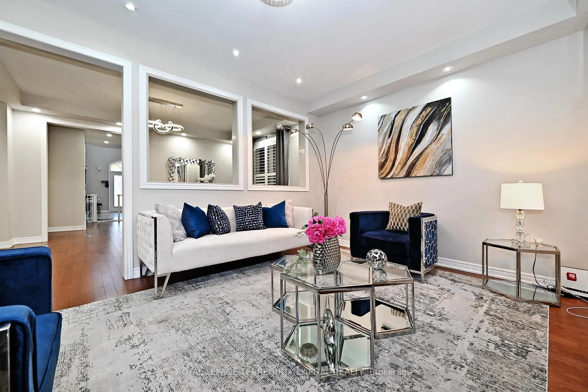 Photo 10 of 14 Beaconsfield Drive, Vaughan, Kleinburg — HOMEH