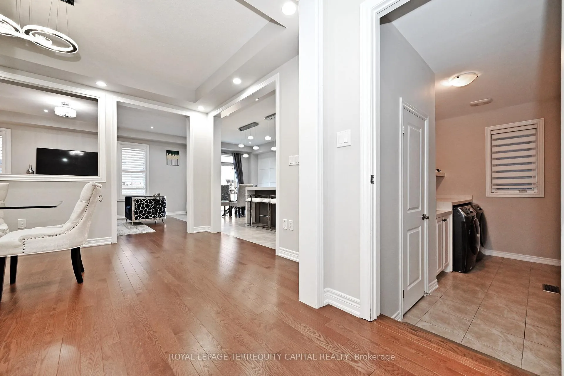 Photo 21 of 14 Beaconsfield Drive, Vaughan, Kleinburg — HOMEH