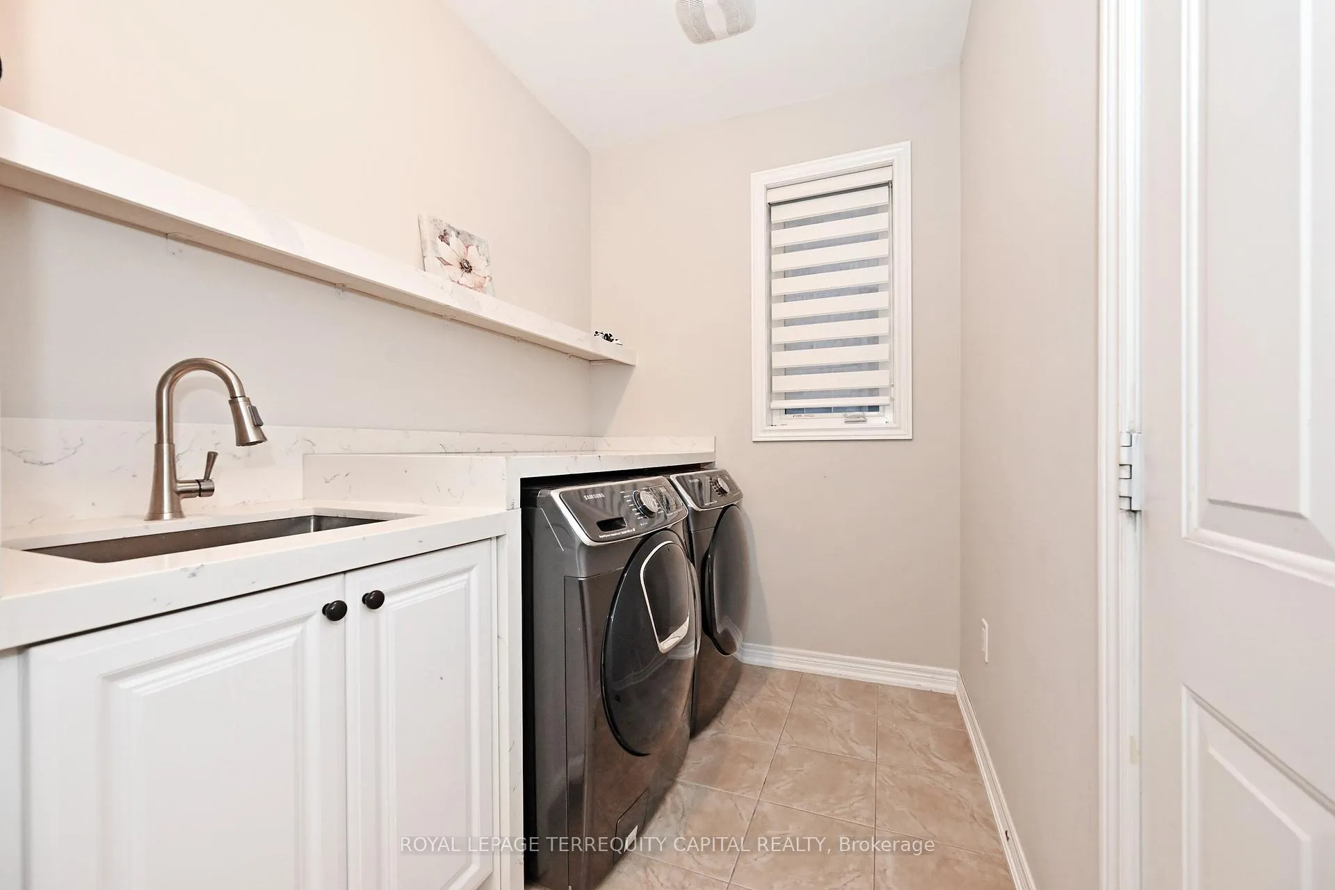 Photo 22 of 14 Beaconsfield Drive, Vaughan, Kleinburg — HOMEH