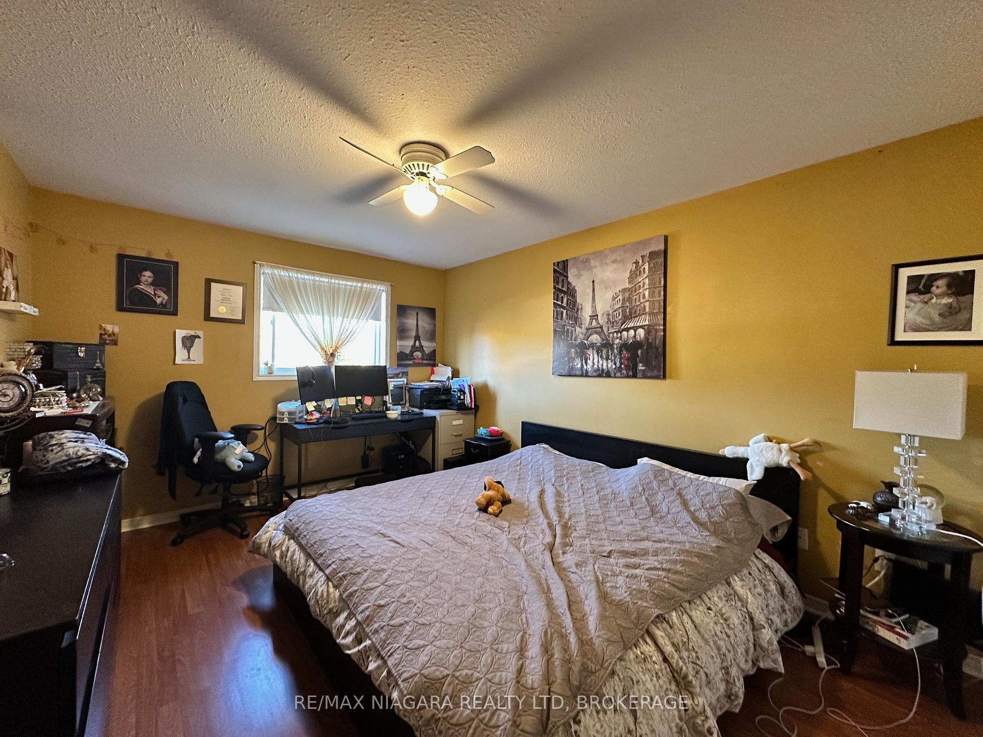 Photo 9 of 209 Autumn Crescent, Welland, West Welland — HOMEH