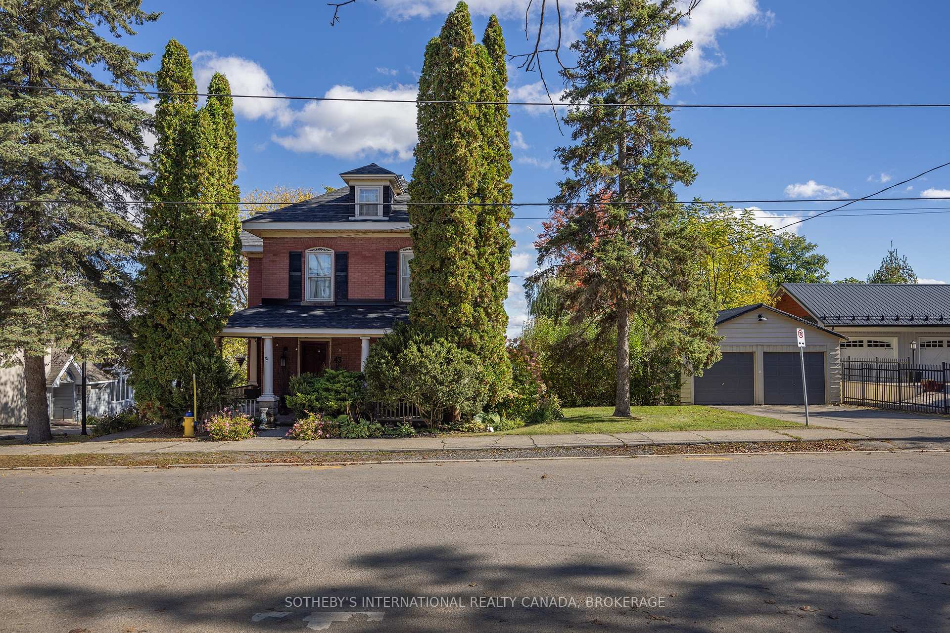 Photo 3 of 43 Main Street, Westport — HOMEH