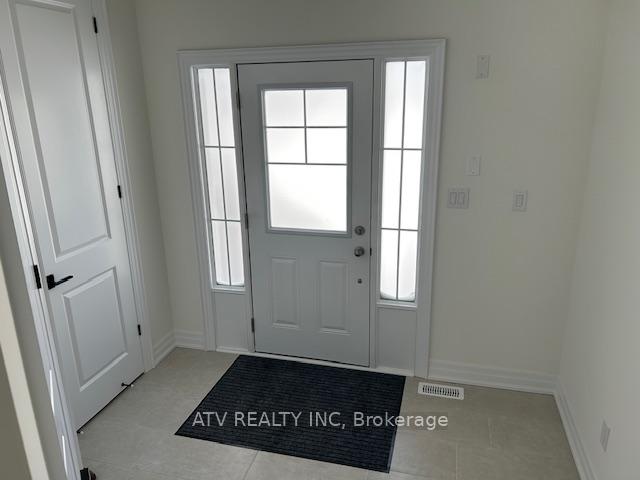 Photo 11 of 10 Federica Crescent, Wasaga Beach — HOMEH