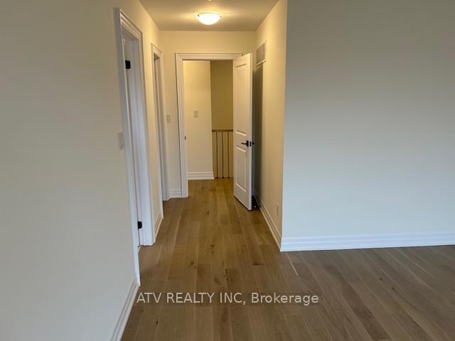 Photo 13 of 10 Federica Crescent, Wasaga Beach — HOMEH