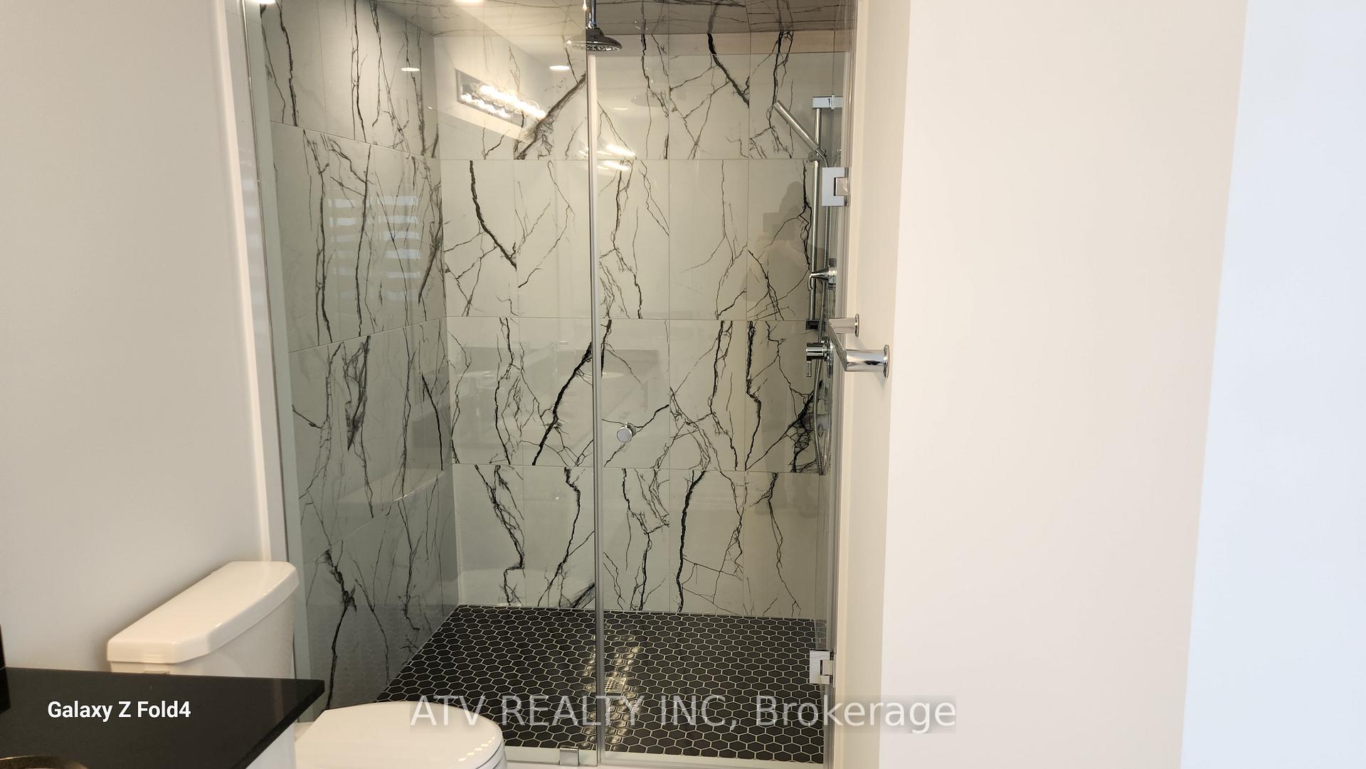 Photo 16 of 10 Federica Crescent, Wasaga Beach — HOMEH