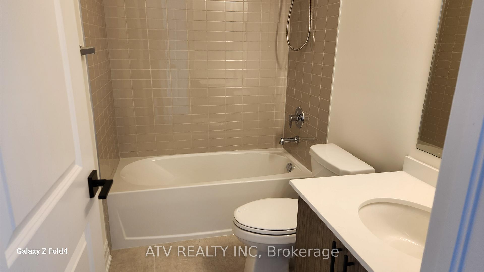 Photo 22 of 10 Federica Crescent, Wasaga Beach — HOMEH