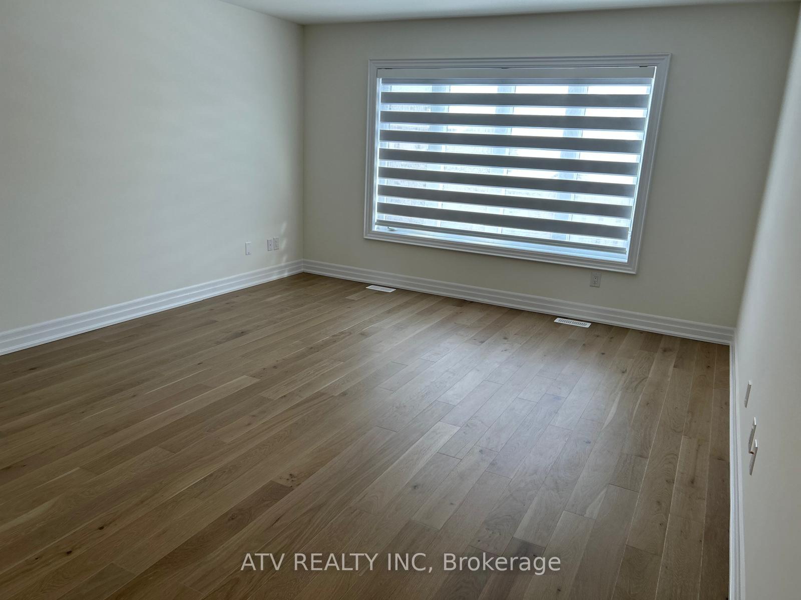 Photo 27 of 10 Federica Crescent, Wasaga Beach — HOMEH