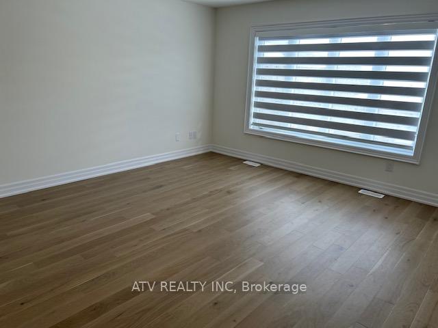 Photo 31 of 10 Federica Crescent, Wasaga Beach — HOMEH
