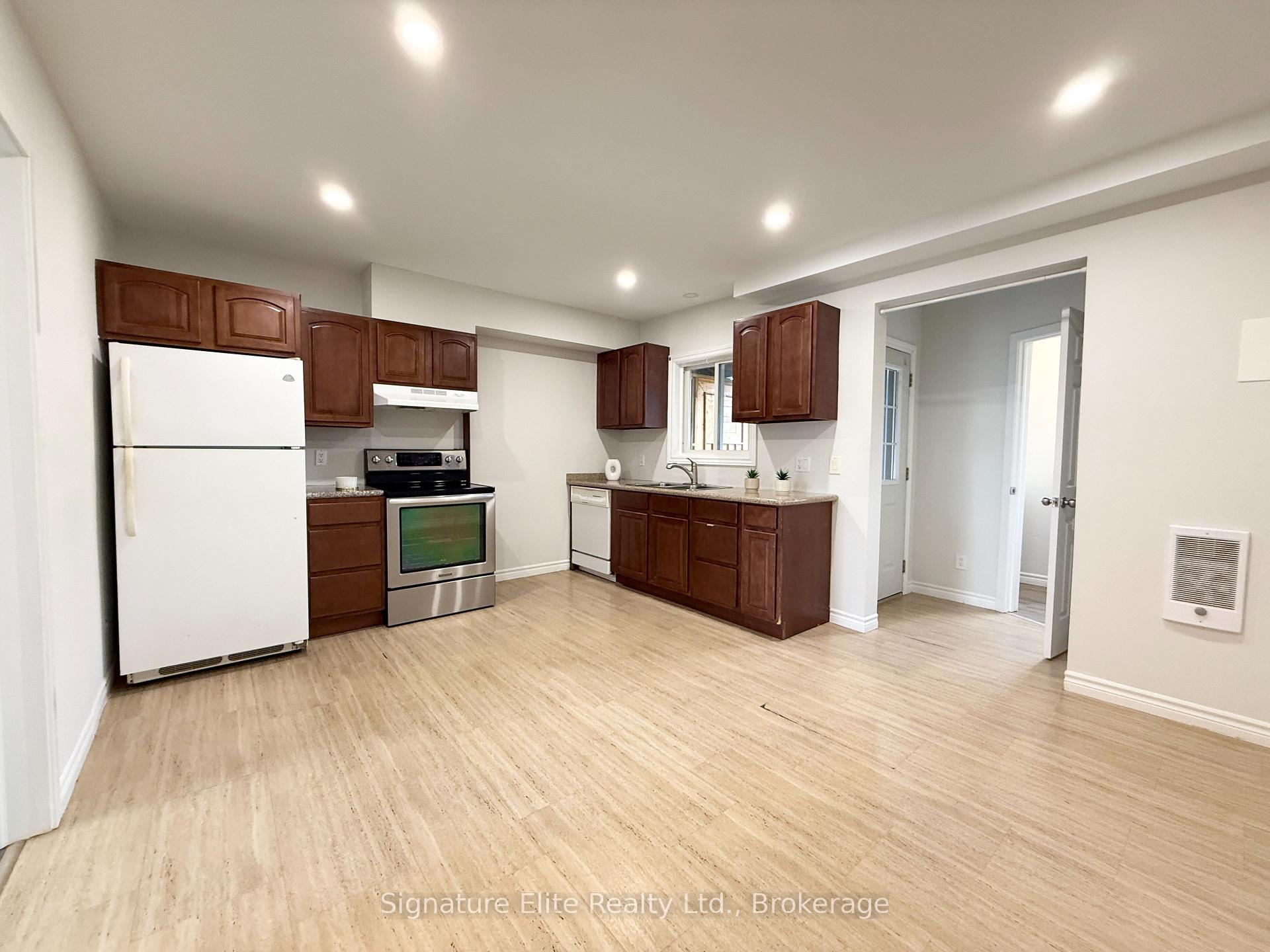 Photo 1 of Unit 1, 435 Mcalpine Avenue N, Welland, Welland Downtown — HOMEH