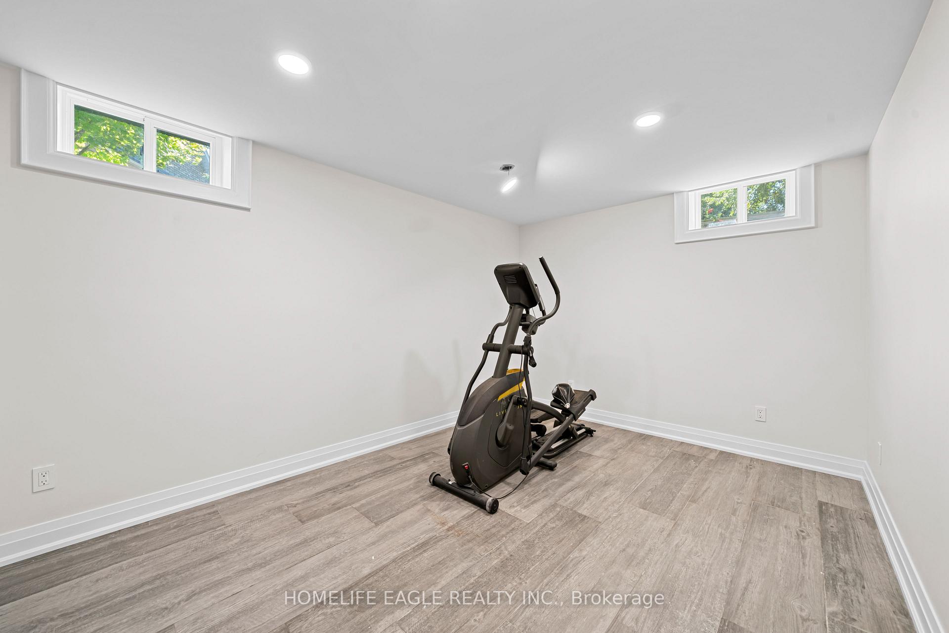 Photo 31 of 31 Modesto Gardens, Vaughan, Islington Woods — HOMEH