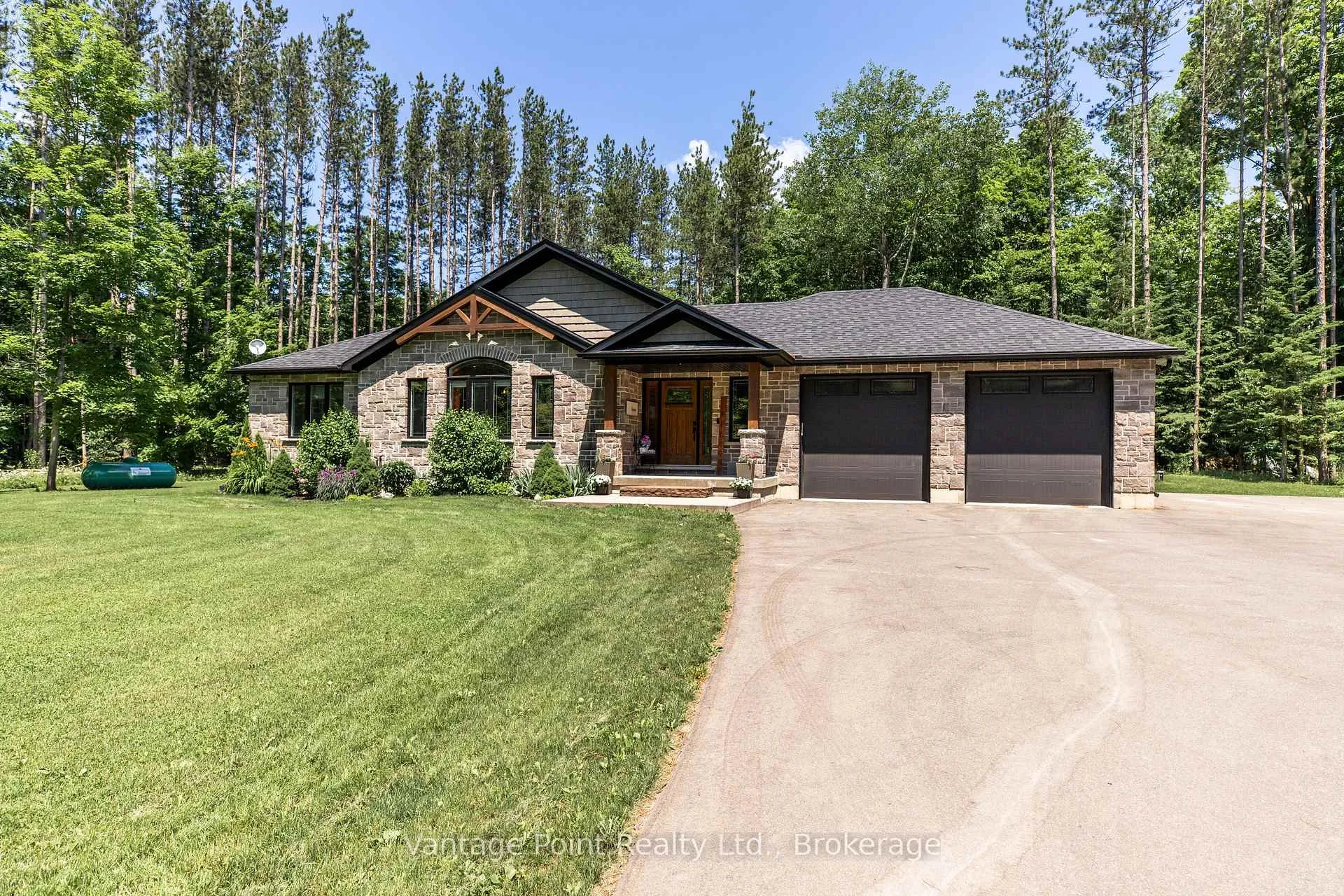 Photo 5 of 574271 40 Side Road, West Grey — HOMEH