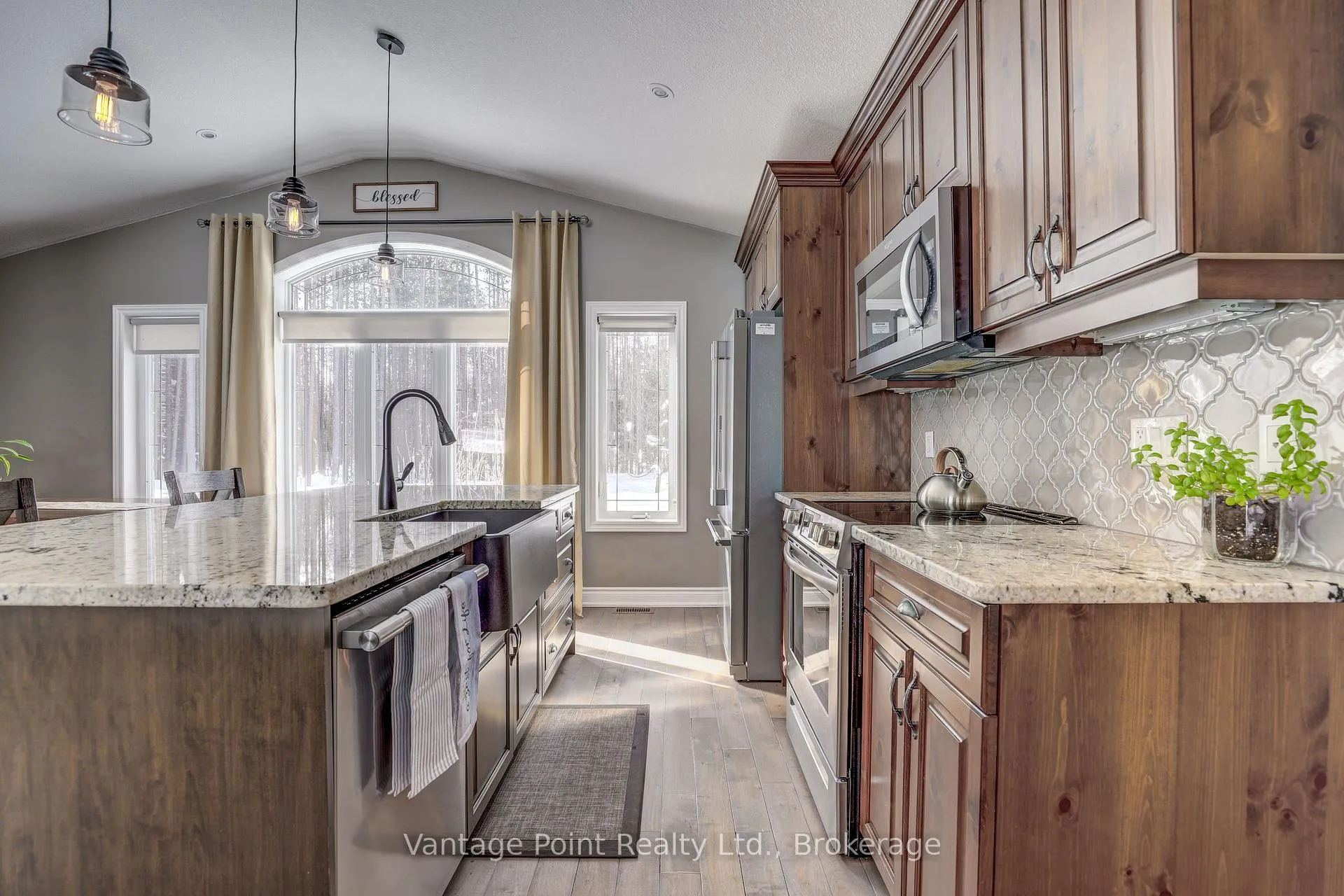 Photo 18 of 574271 40 Side Road, West Grey — HOMEH