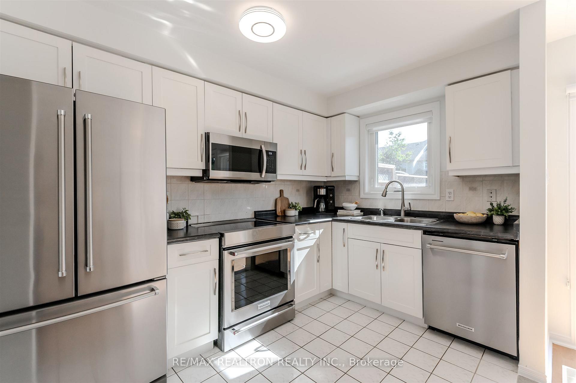 Photo 16 of 113 Mugford Road, Aurora, Bayview Wellington — HOMEH