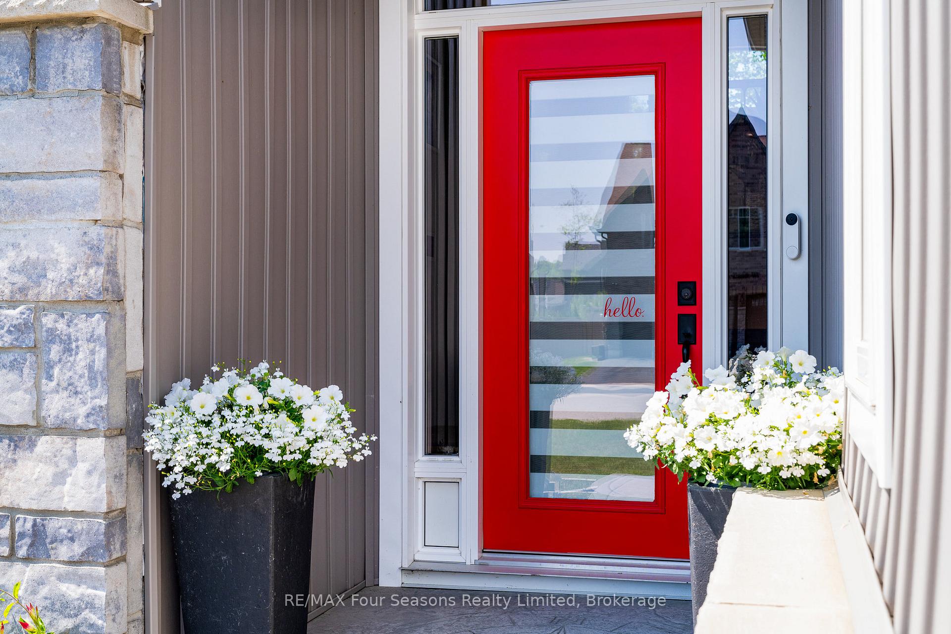 Photo 3 of 276 Robinson Road, Wasaga Beach — HOMEH