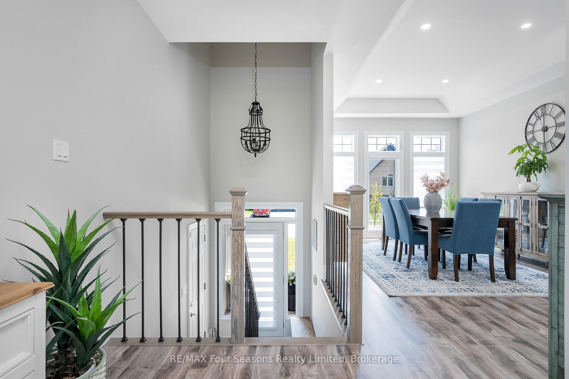 Photo 4 of 276 Robinson Road, Wasaga Beach — HOMEH