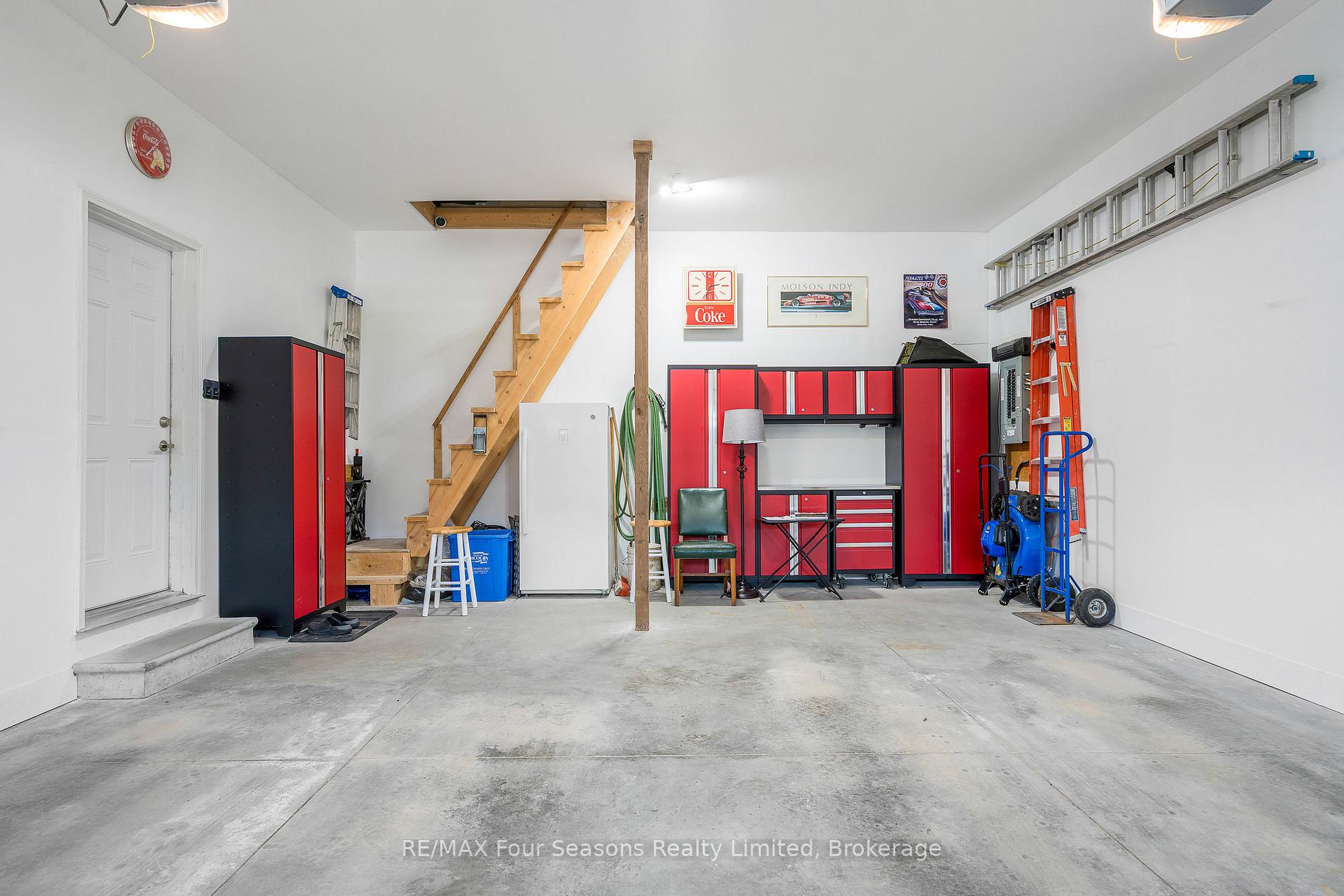 Photo 40 of 276 Robinson Road, Wasaga Beach — HOMEH