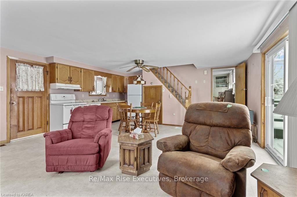 Photo 12 of 518 County Rd 42, Athens, R of Yonge & Escott Twp — HOMEH