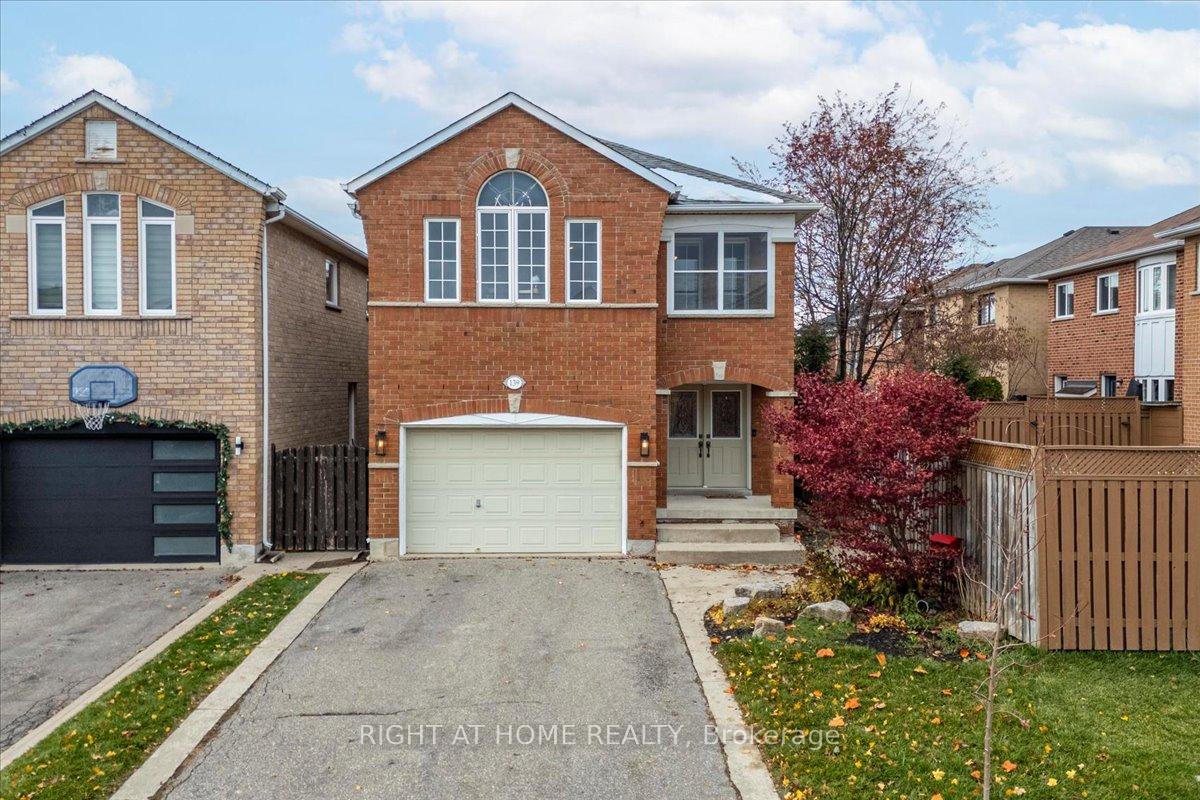 Photo 1 of 139 Monteith Crescent, Vaughan, Maple — HOMEH