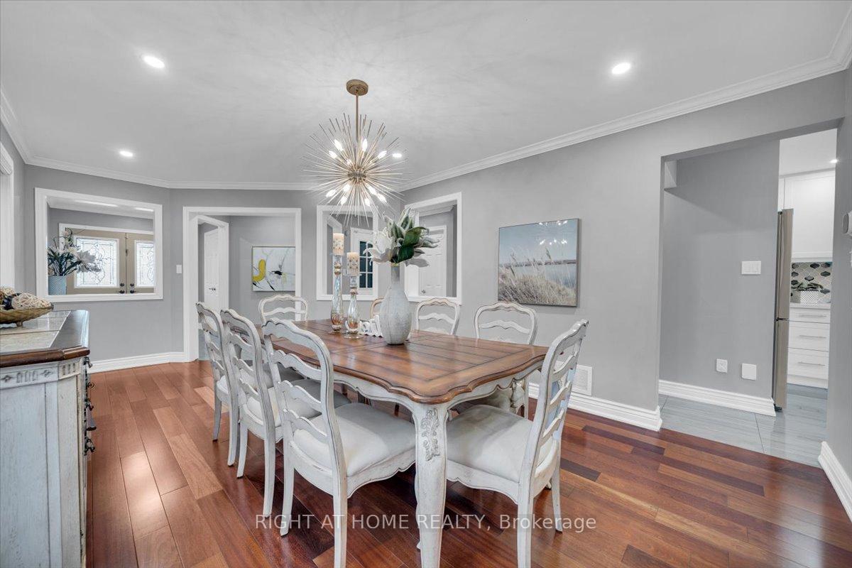 Photo 8 of 139 Monteith Crescent, Vaughan, Maple — HOMEH