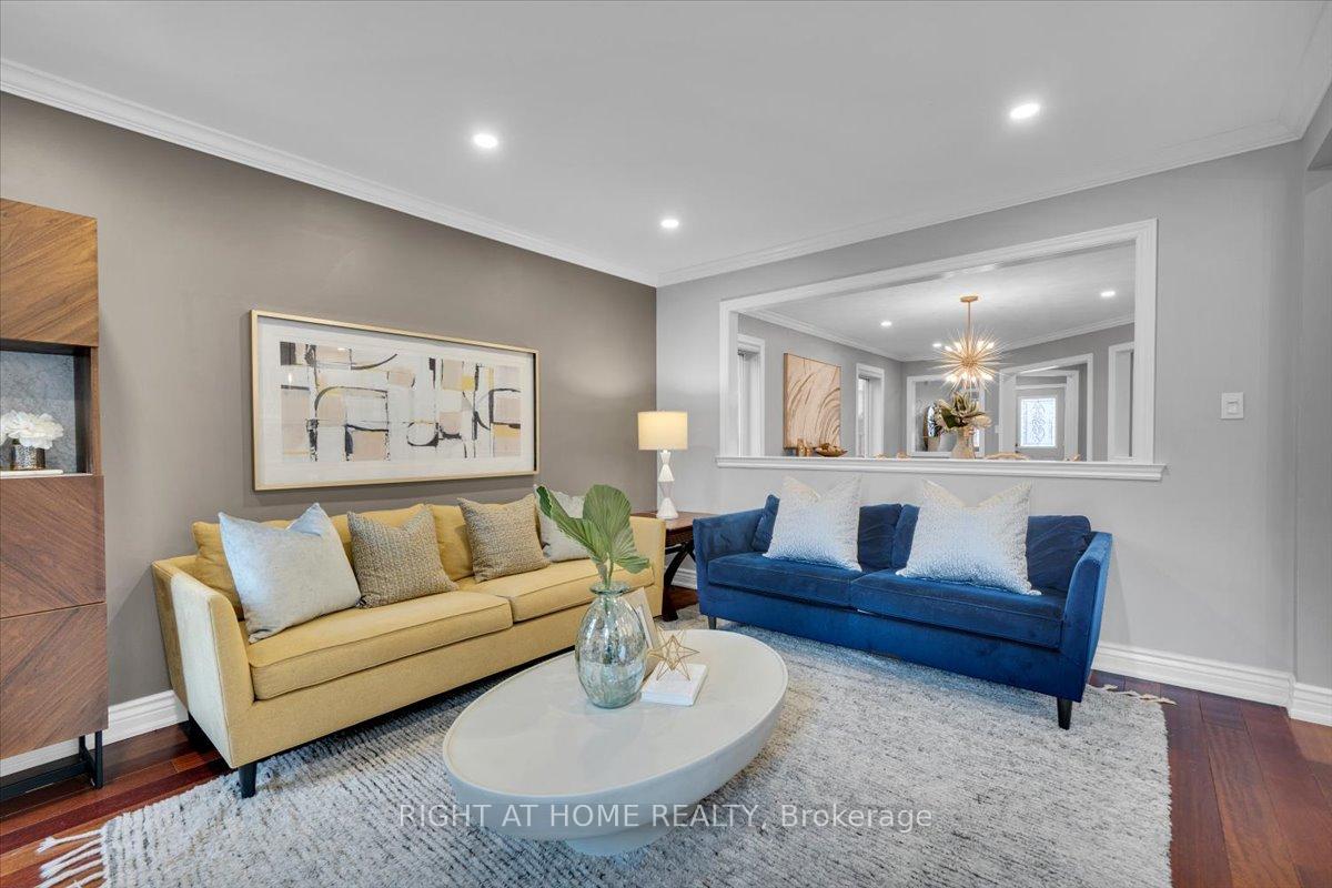 Photo 17 of 139 Monteith Crescent, Vaughan, Maple — HOMEH