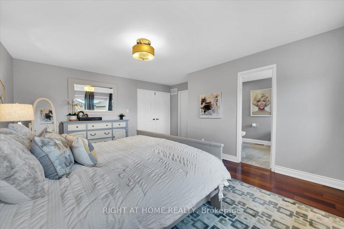 Photo 21 of 139 Monteith Crescent, Vaughan, Maple — HOMEH