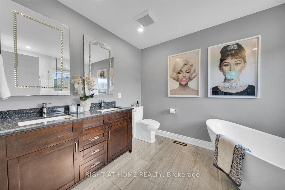 Photo 23 of 139 Monteith Crescent, Vaughan, Maple — HOMEH