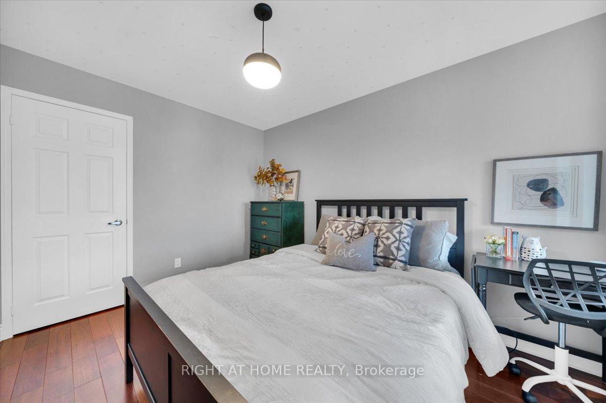 Photo 27 of 139 Monteith Crescent, Vaughan, Maple — HOMEH