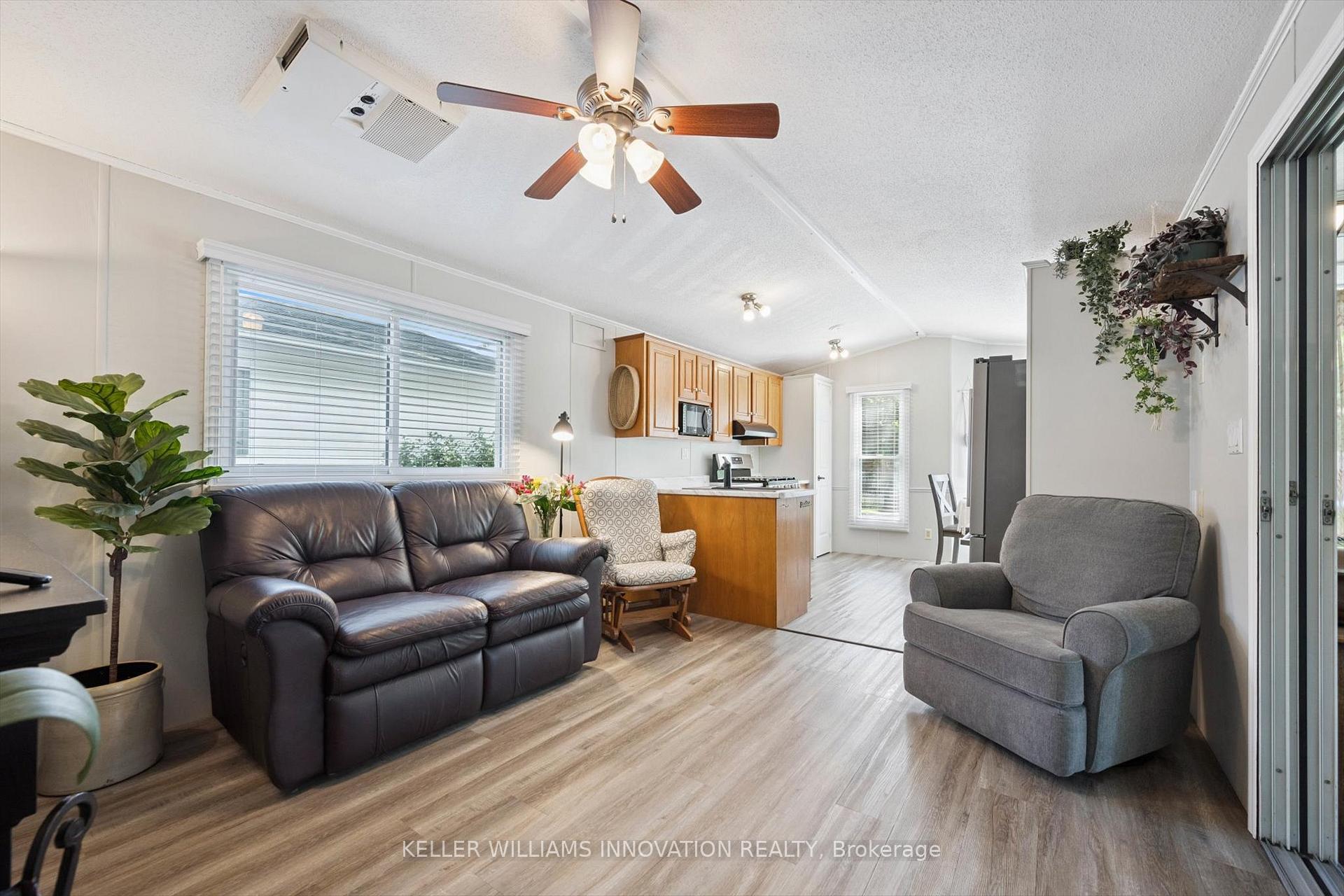 Photo 6 of Unit 29, 580 Beaver Creek Road, Waterloo — HOMEH