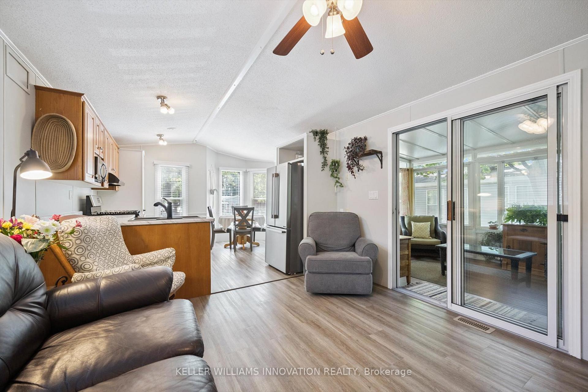Photo 7 of Unit 29, 580 Beaver Creek Road, Waterloo — HOMEH