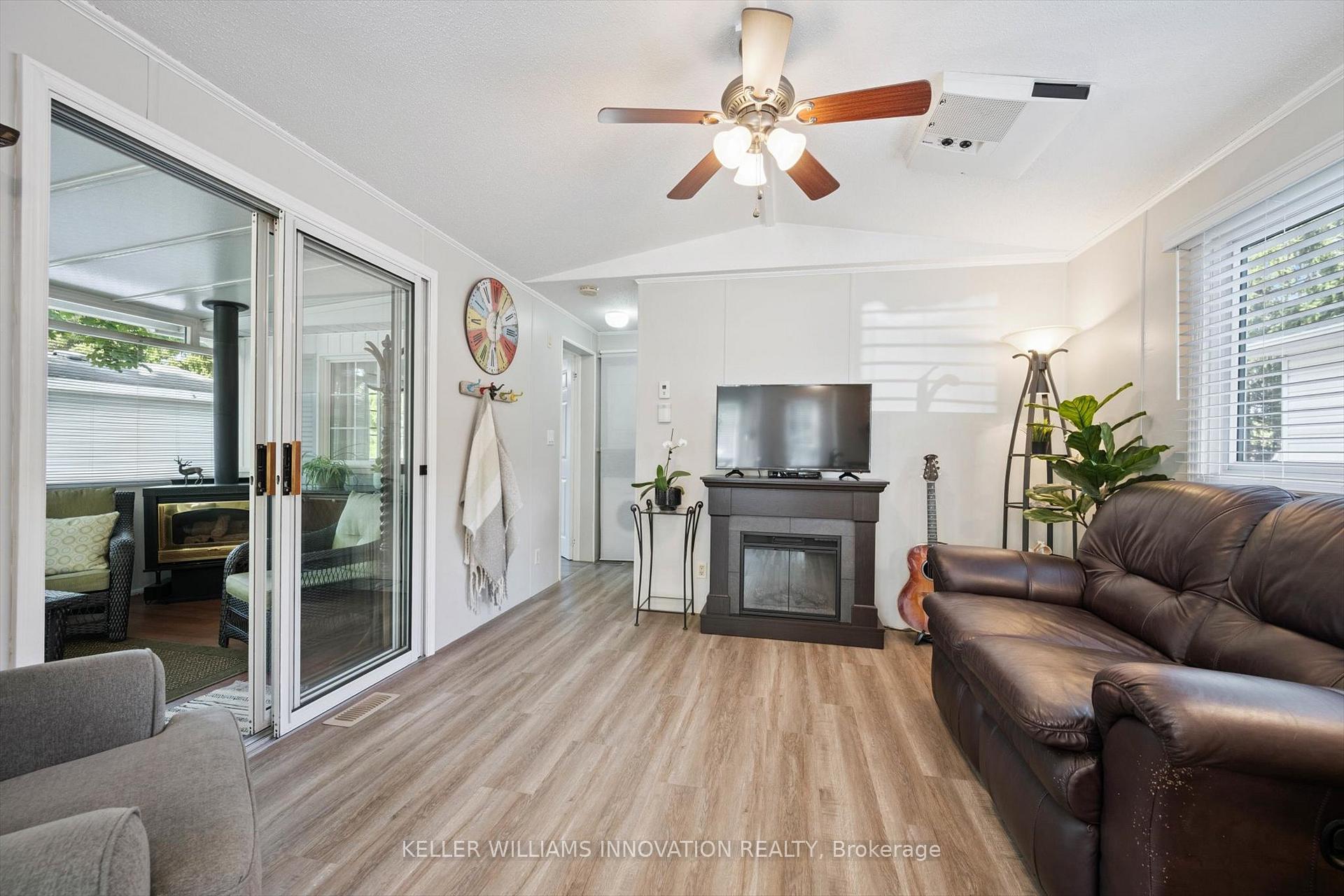 Photo 8 of Unit 29, 580 Beaver Creek Road, Waterloo — HOMEH