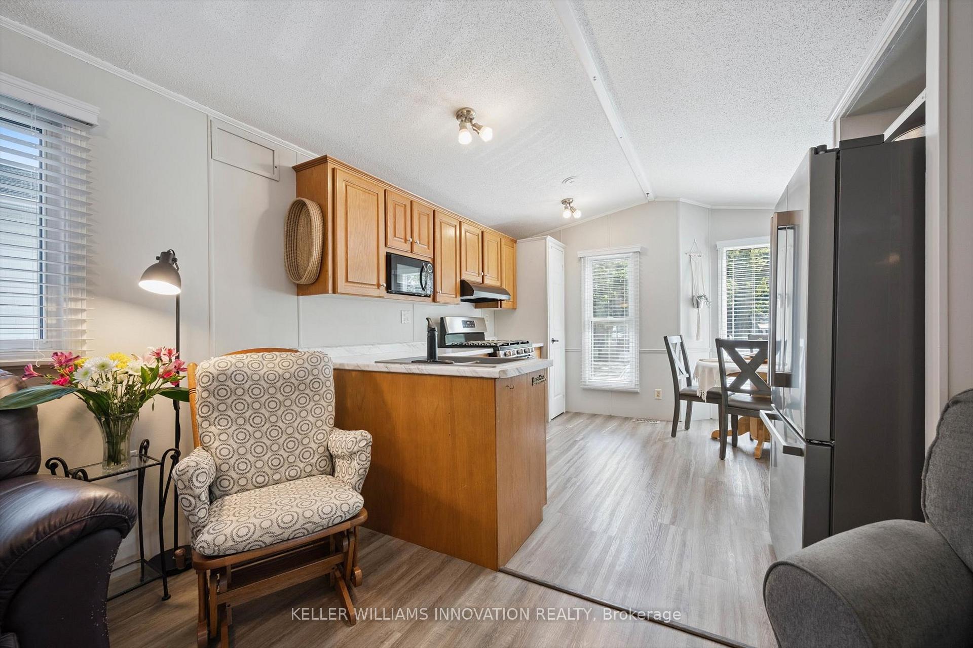 Photo 9 of Unit 29, 580 Beaver Creek Road, Waterloo — HOMEH