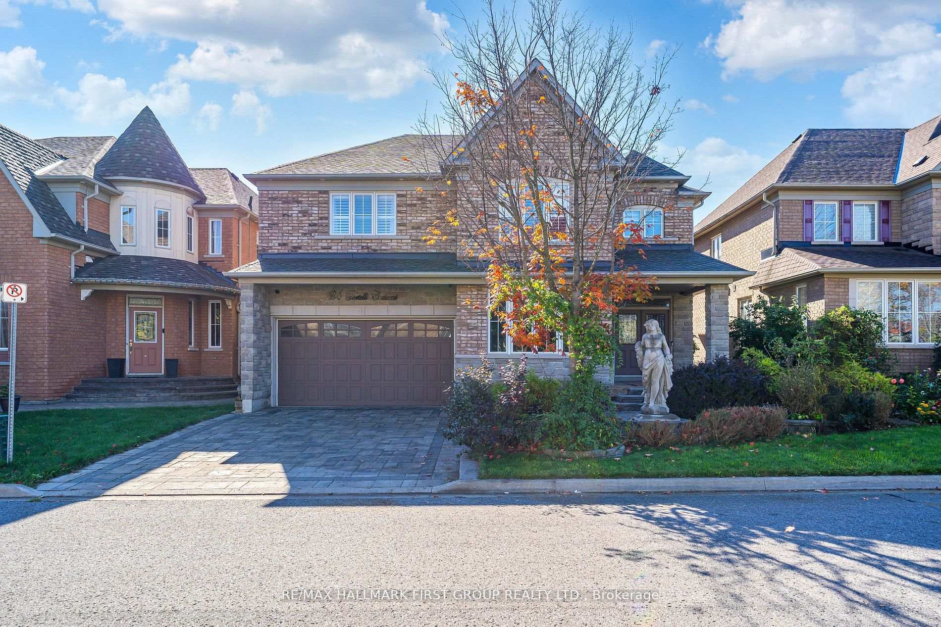 Photo 2 of 24 Portelli Crescent, Ajax, Northeast Ajax — HOMEH